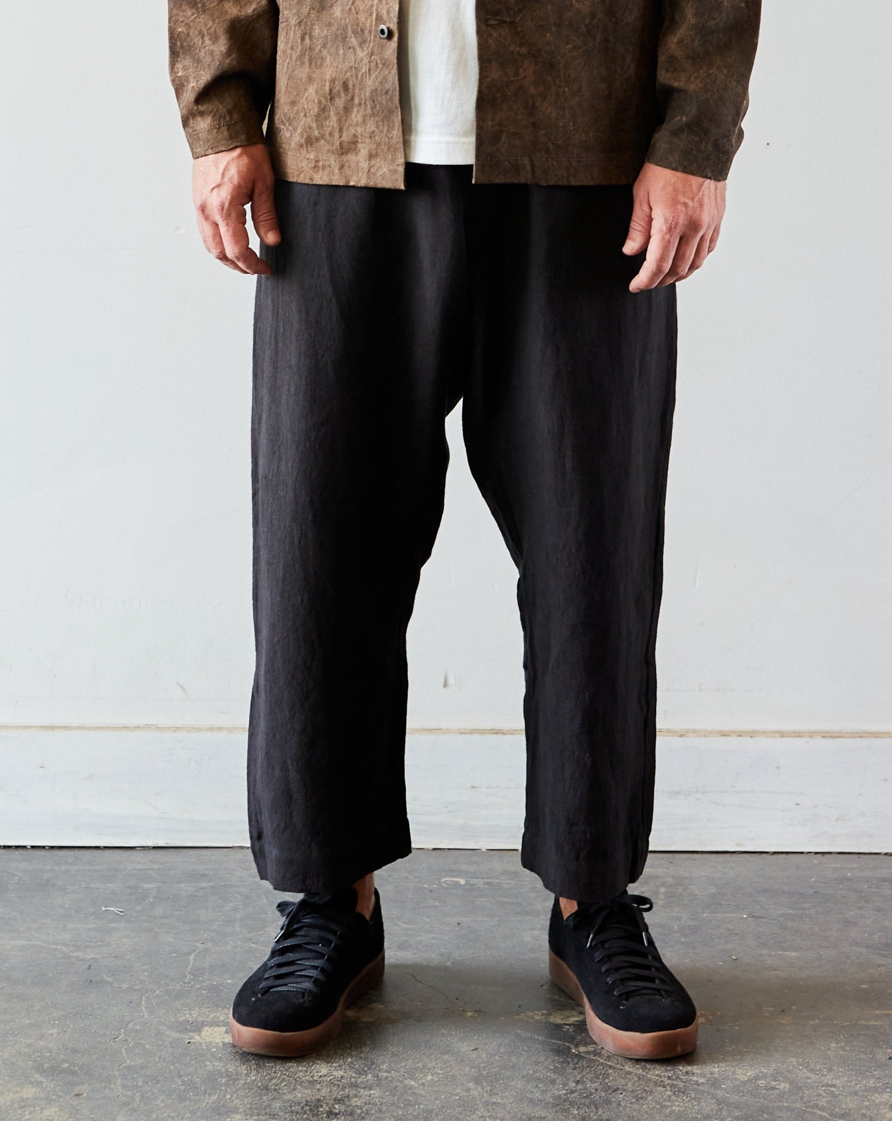 Evan Kinori Linen Elastic Pant, Black | Glasswing