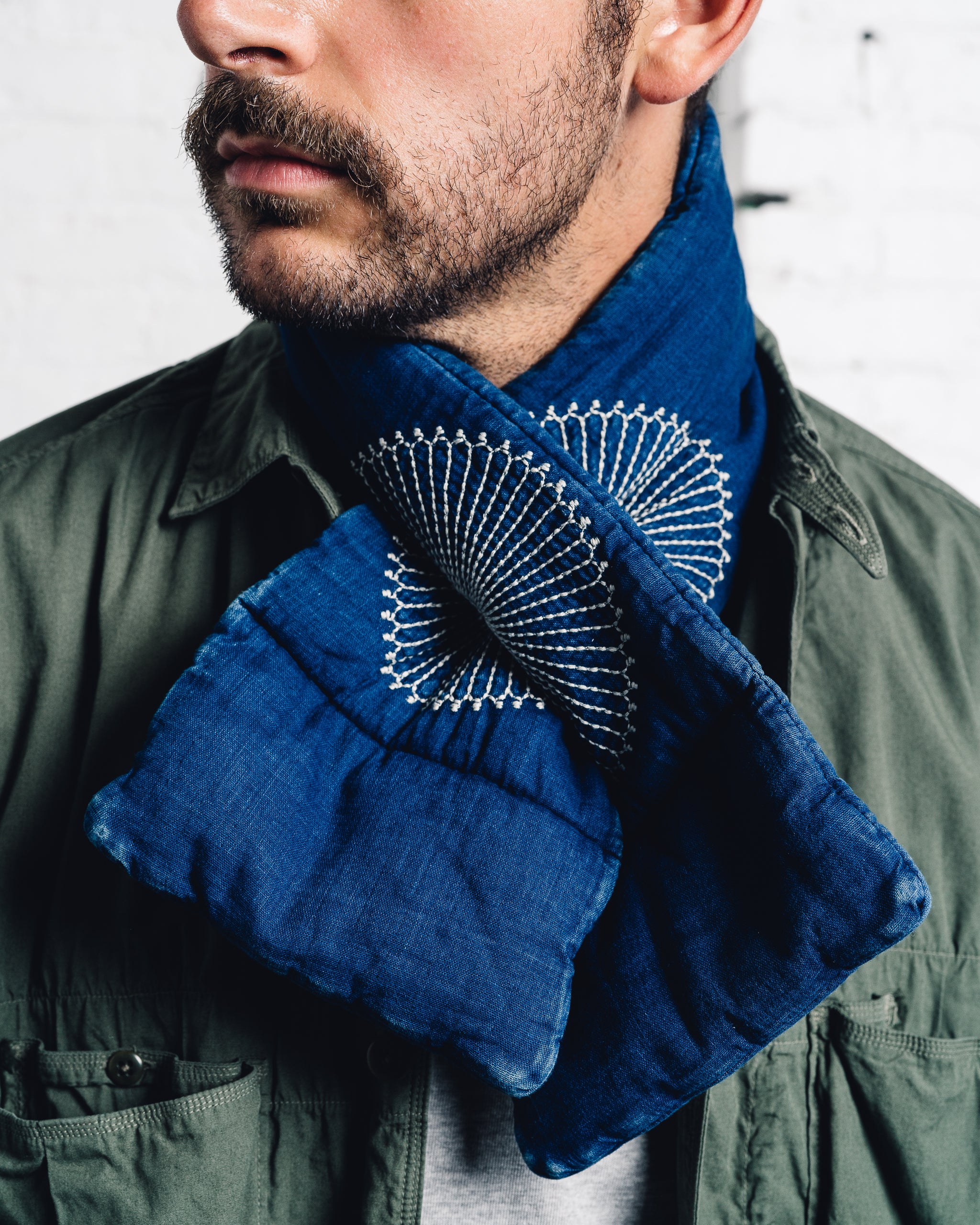 Kapital Kesa Muffler, Indigo Flower – Glasswing