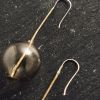 Crescioni Bola Earrings, Smoke