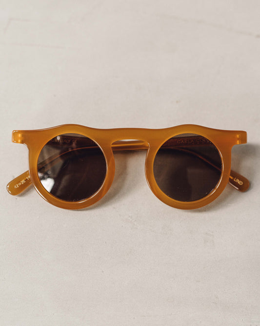 Carla Colour Lind Sunglasses, Amber