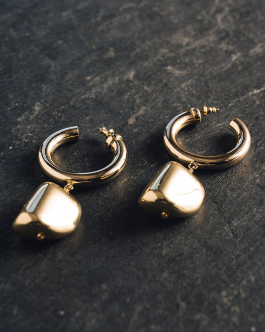 Maslo Gold Hoop Formless Earrings