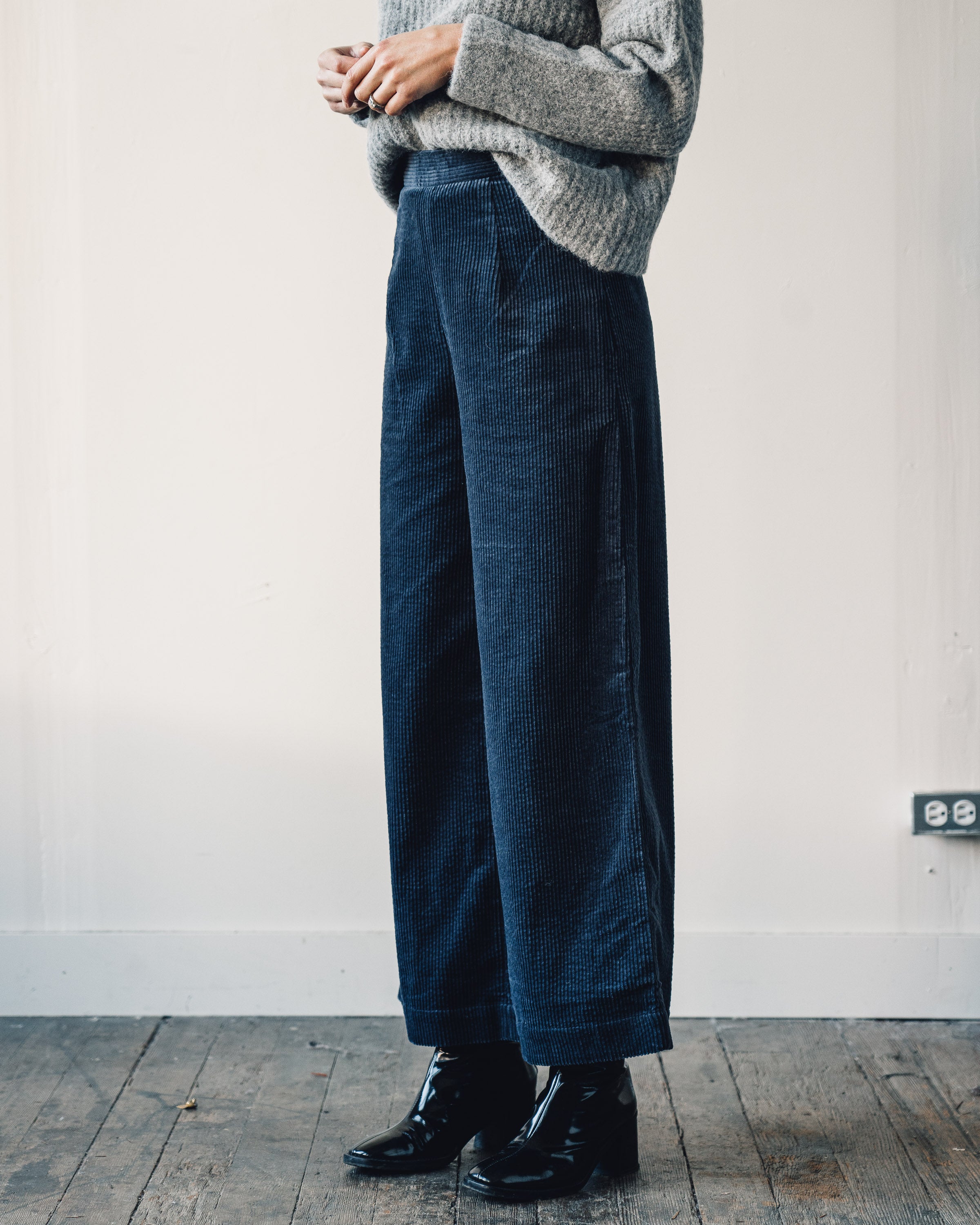 Wide Legged Trousers 2019: The Timeless Trend That Defined Fashion