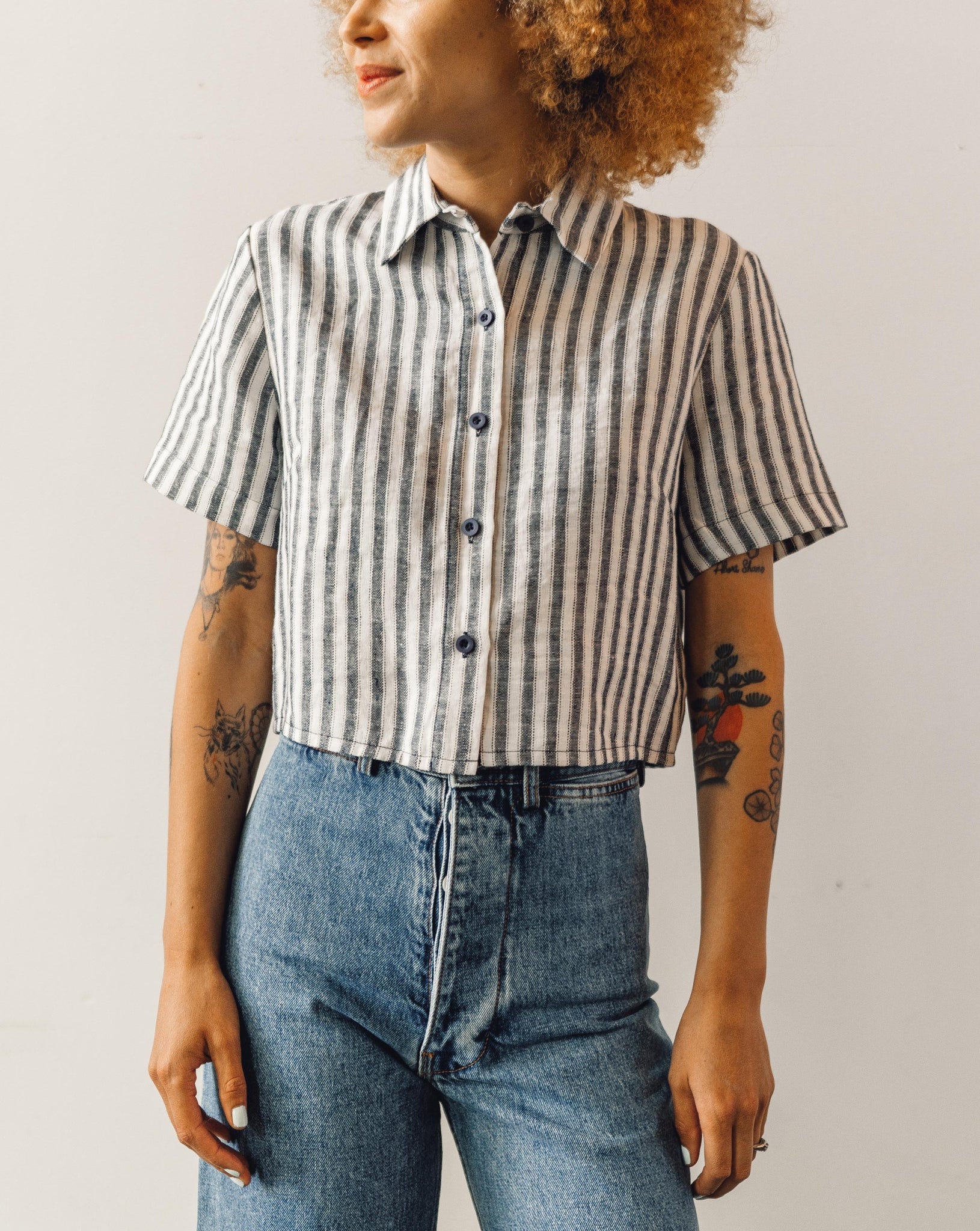 7115 Striped Cropped Button Down, Wide
