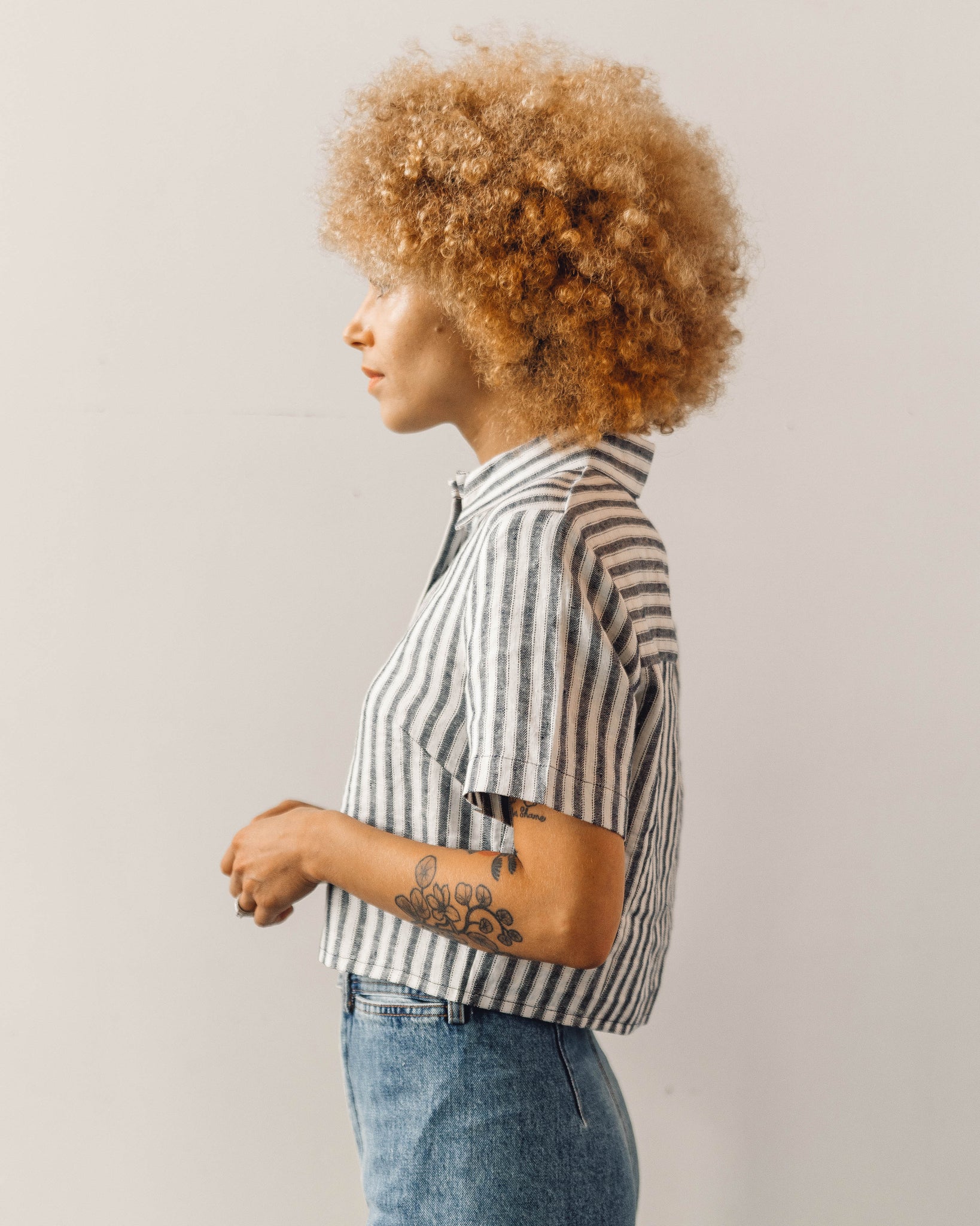 7115 Striped Cropped Button Down, Wide