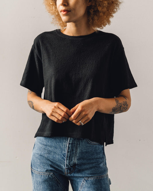 7115 Signature Textured Linen Tee, Black