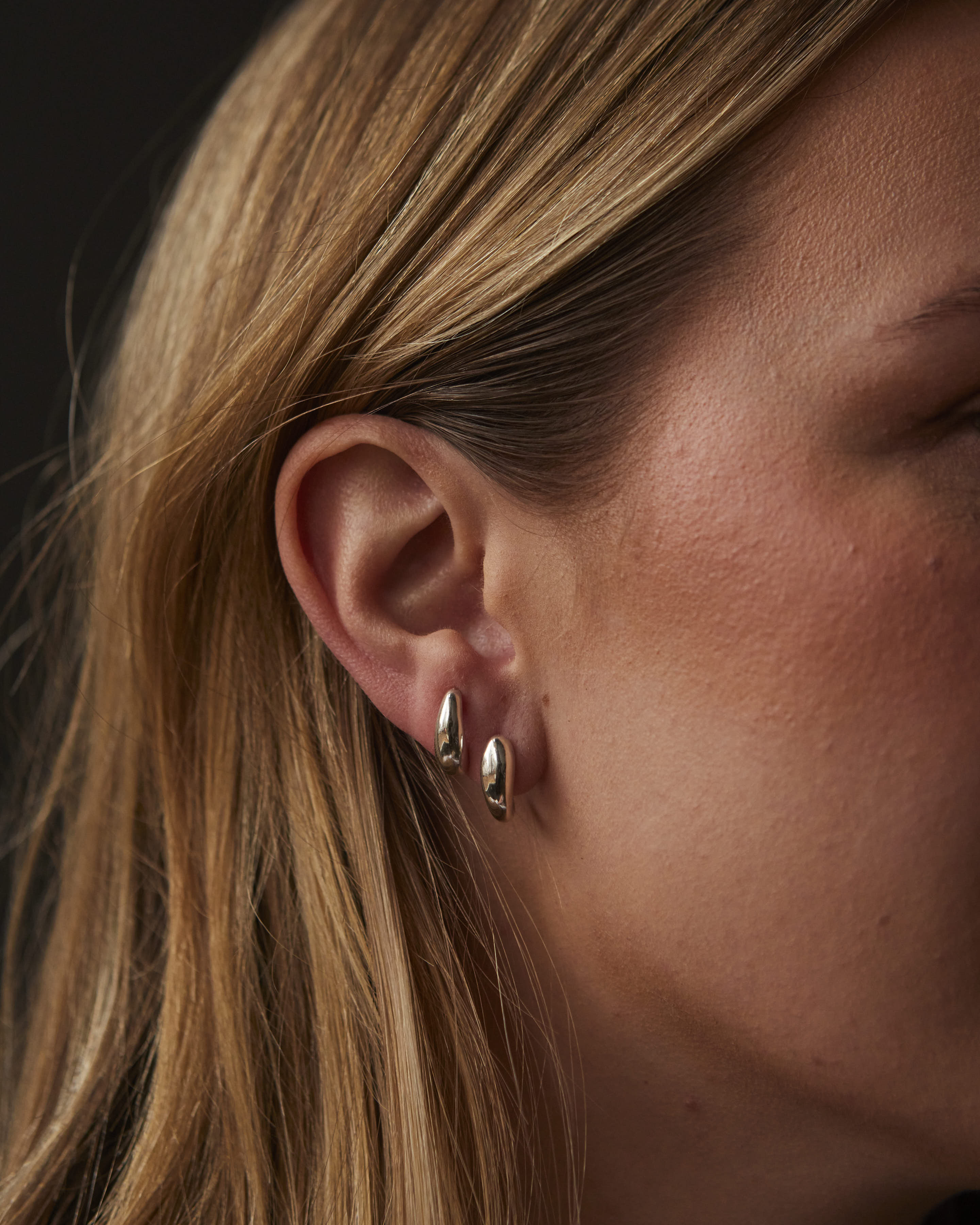 Hernan Herdez Vuelta Earrings, Sterling Silver – Glasswing