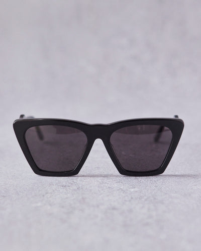 Illesteva Lisbon Sunglasses, Black