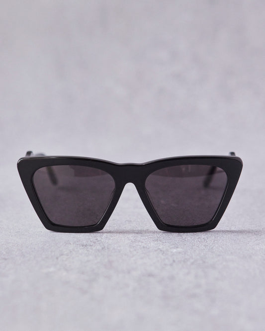 Illesteva Lisbon Sunglasses, Black