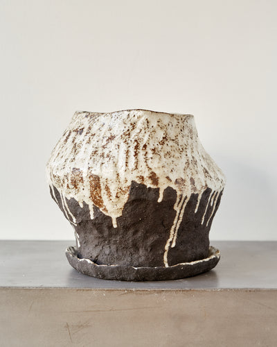 Jojo Corväiá Carved Ceramic Planter with Saucer, V-1127
