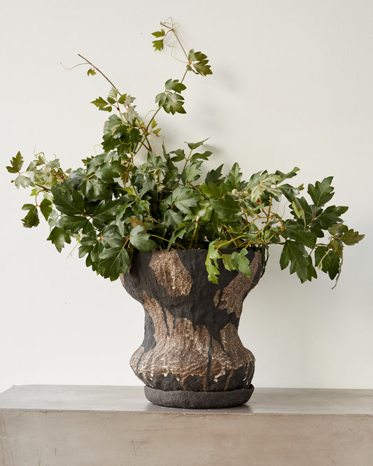 Jojo Corväiá Carved Ceramic Planter with Saucer, V-1134