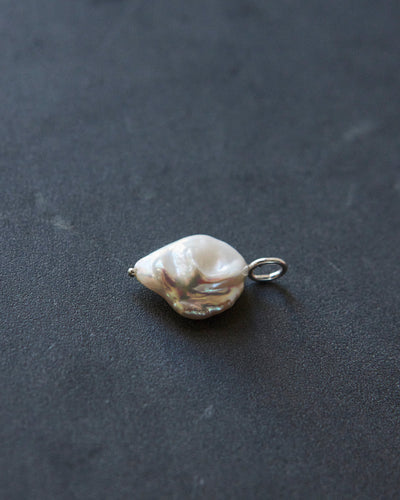 Kara Yoo Keshi Petal Pearl Pendant, Sterling Silver