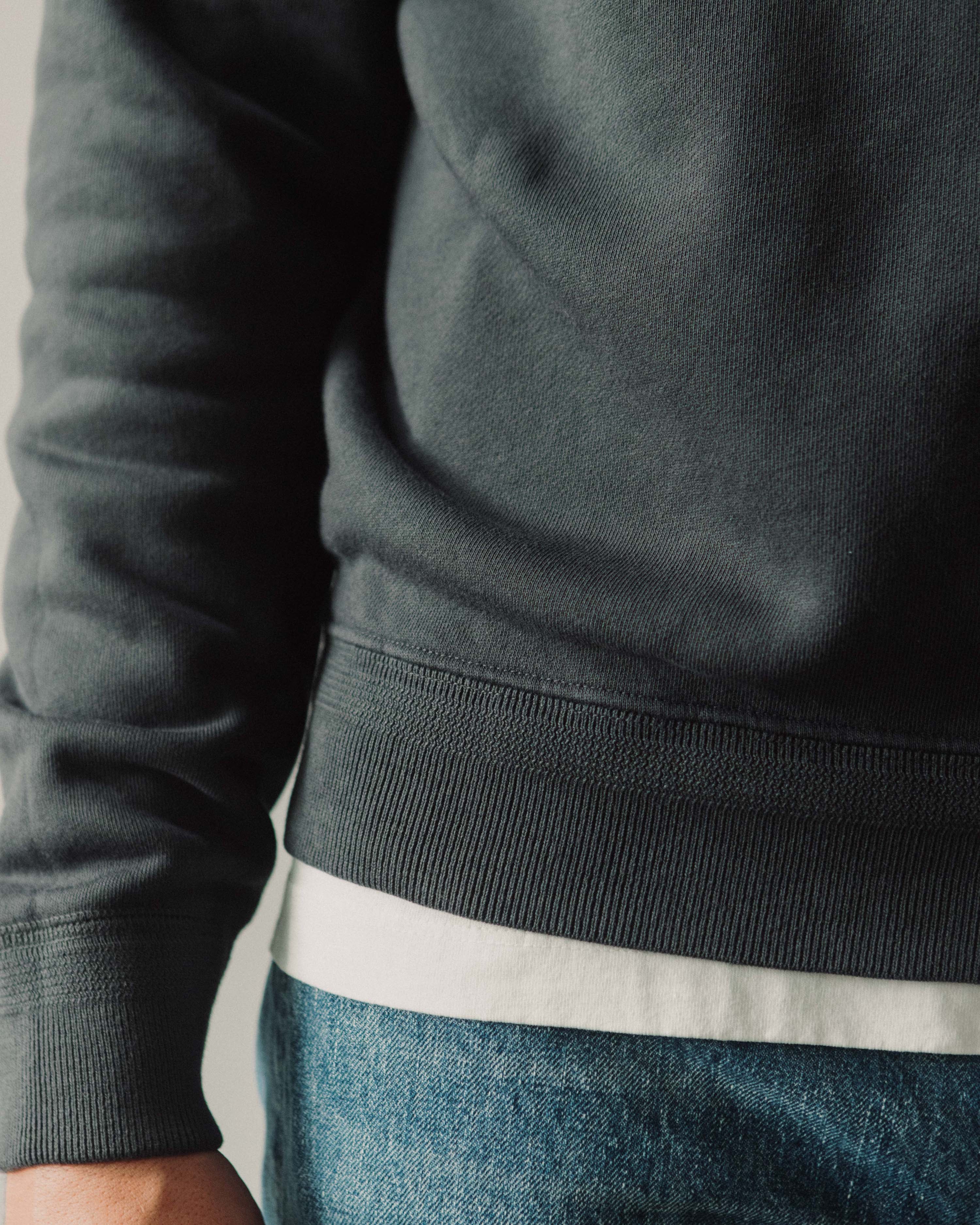 Lady White '44 Fleece Sweatshirt, Charcoal – Glasswing