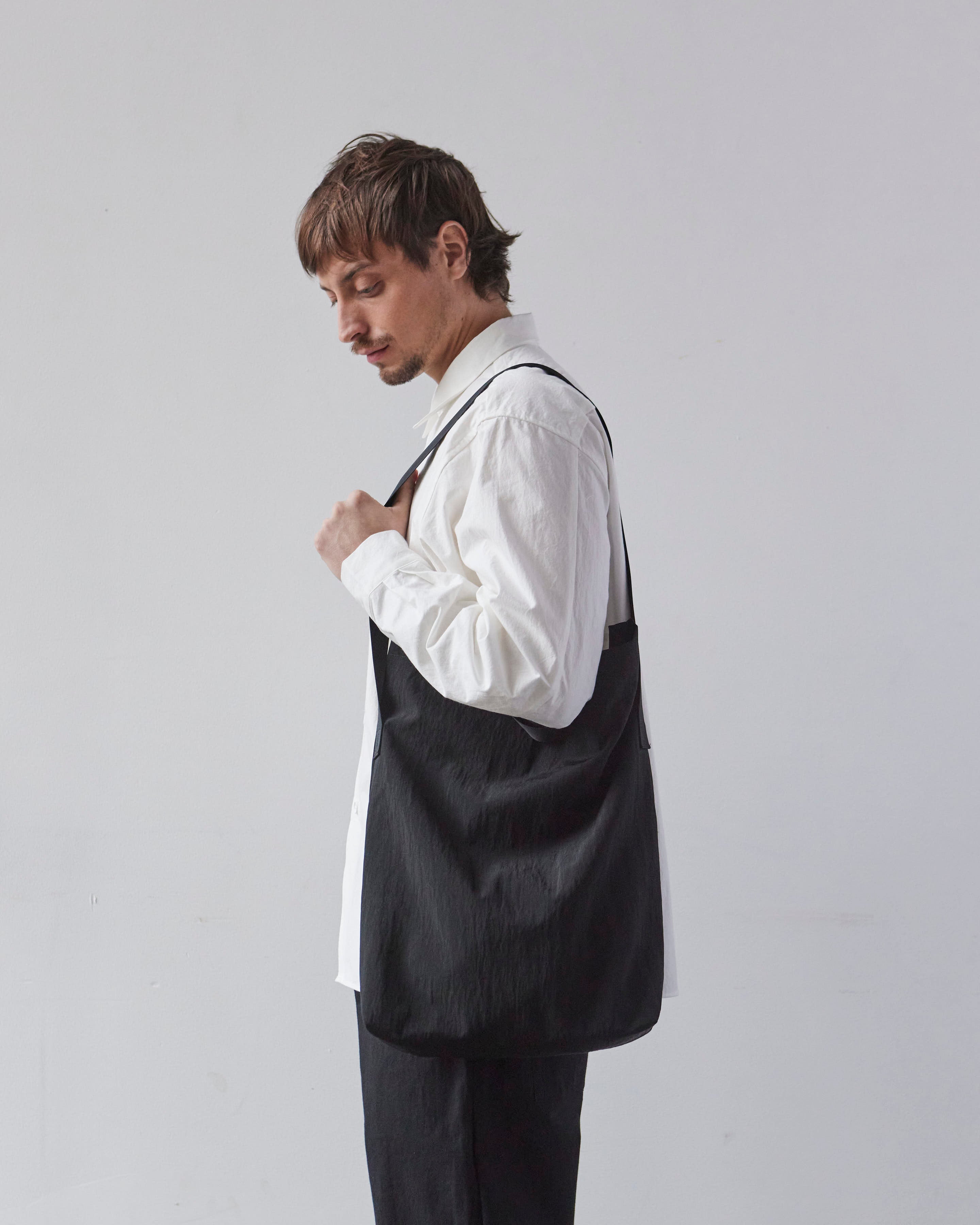 バッグ MAN-TLE R17G2 Black Nylon Chrome MAN-TLE R0B1 Nylon Bag, Black – Glasswing