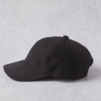 MAN-TLE R0C1 Unisex Hat, Black Wax