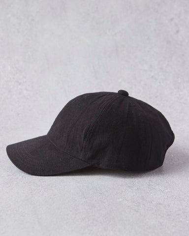 MAN-TLE R0C1 Unisex Hat, Black Wax