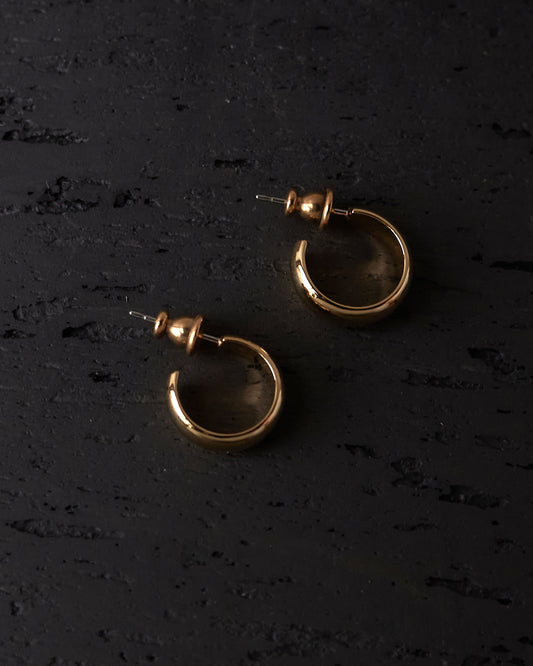 Maslo Mini Hoop Earrings, Gold