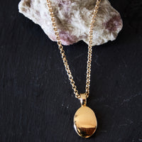 Maslo Oval Pendant Necklace, Gold
