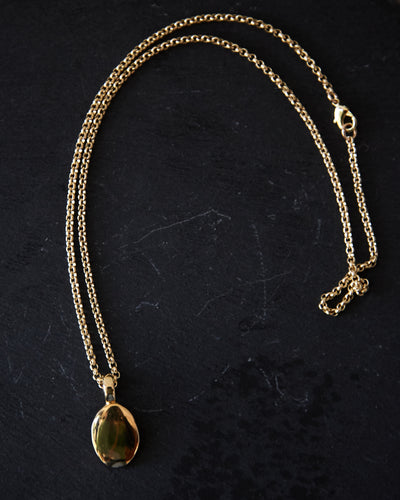 Maslo Oval Pendant Necklace, Gold