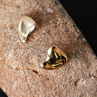 Maslo Thera Earrings, Gold