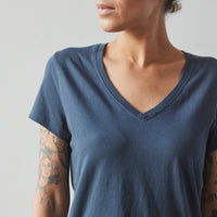 Merz b. Schwanen Loose V-Neck T-Shirt, Denim Blue