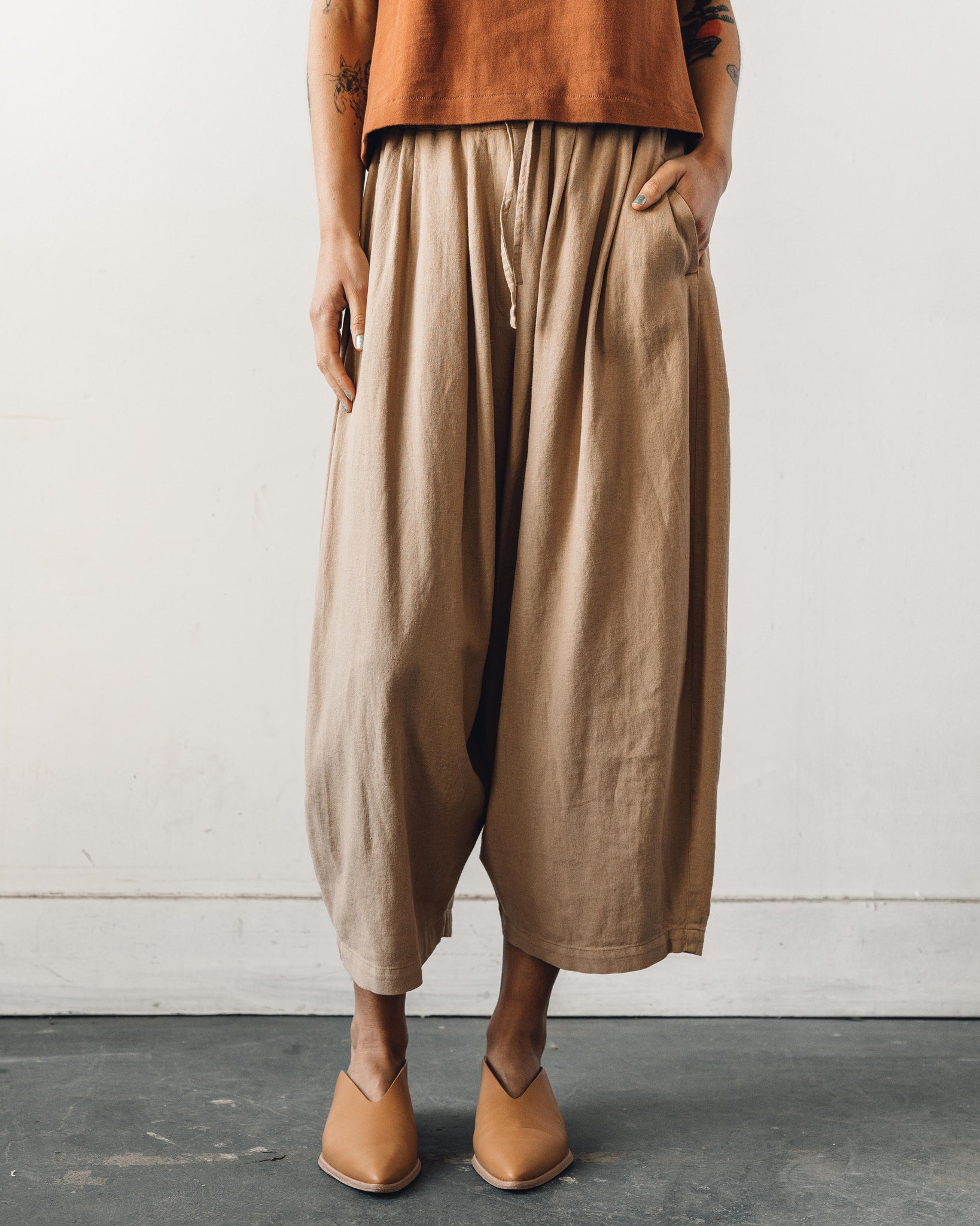 Cordera Maxi Linen Pants, Nougat | Glasswing