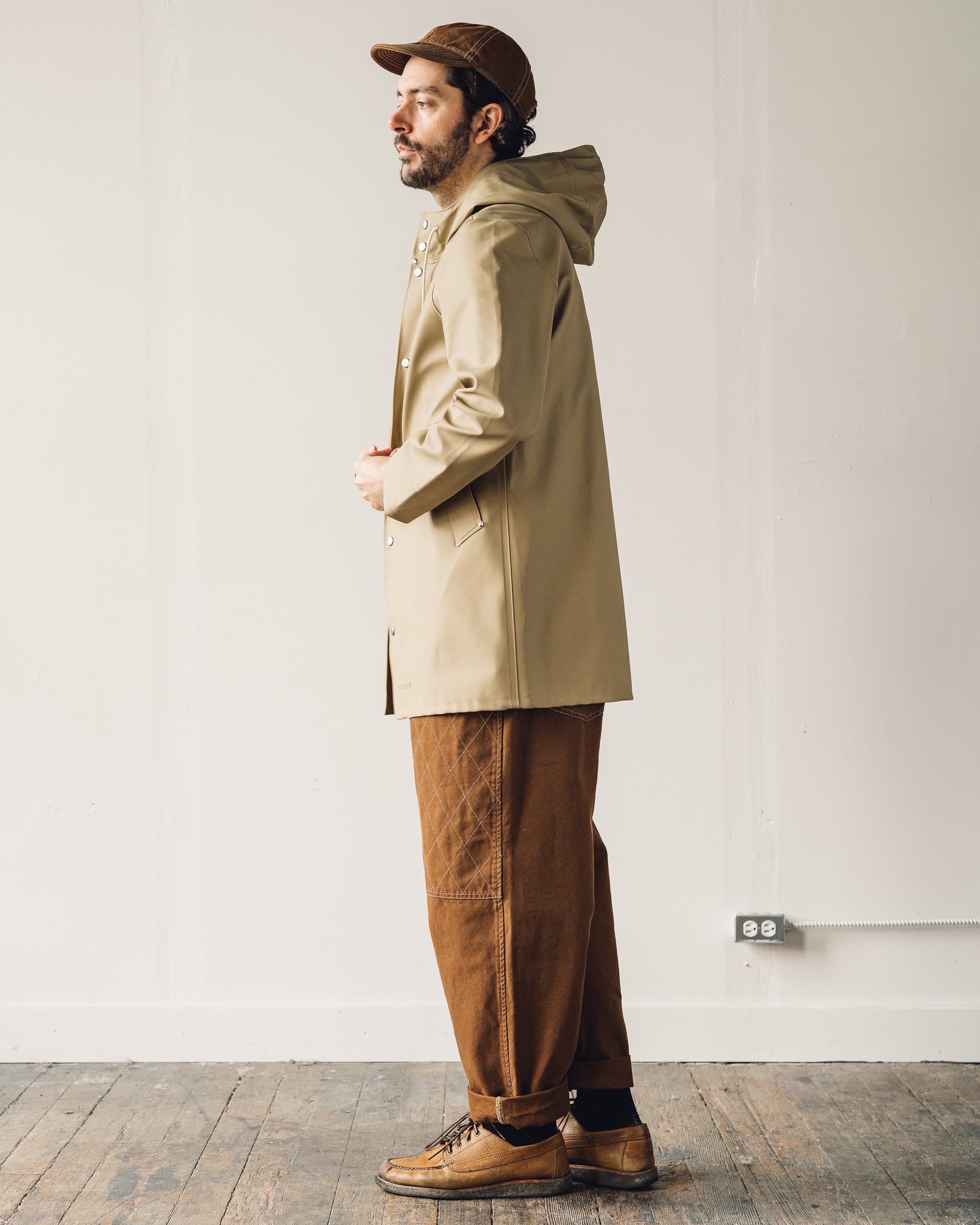 Stutterheim Stockholm Raincoat in Sand | Glasswing Shop