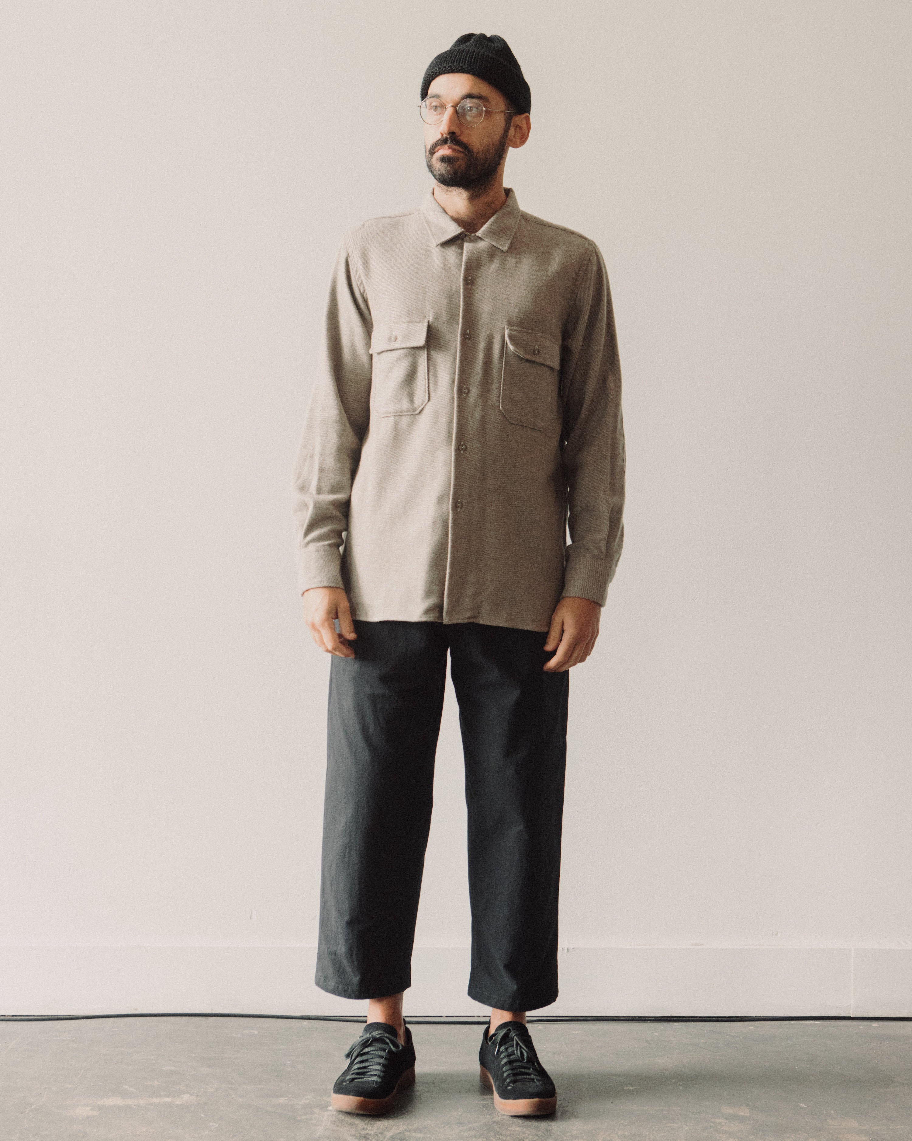 Universal Works Worker Shirt, Sand – Glasswing
